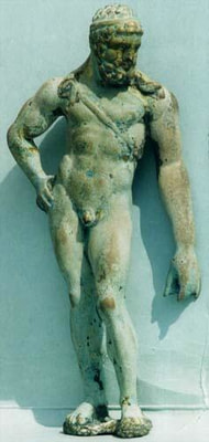 Statuina eraclea in bronzo alta 18 cm dai fondali dell'antica costa di Salapia